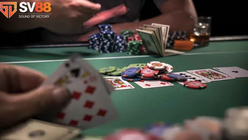 Các kỹ thuật bluff phổ biến trong poker sv88